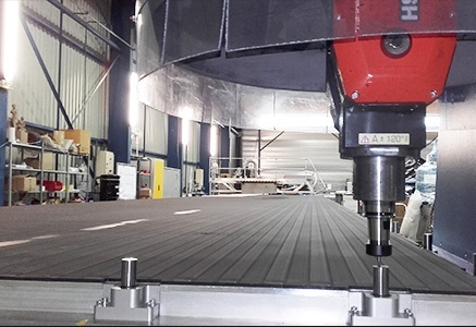 Fresadoras digitales CNC a medida de 21 m de longitud con cabezales de 5 ejes